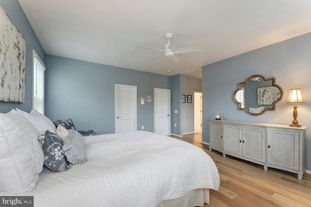 19006 CORAL REEF SQ, Leesburg, VA 20176