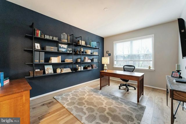 19006 CORAL REEF SQ, Leesburg, VA 20176