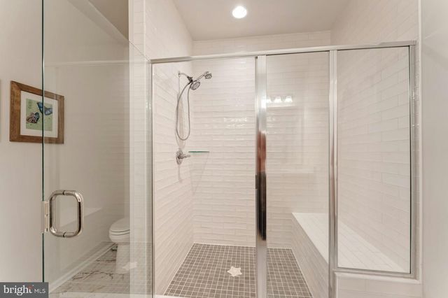 19006 CORAL REEF SQ, Leesburg, VA 20176
