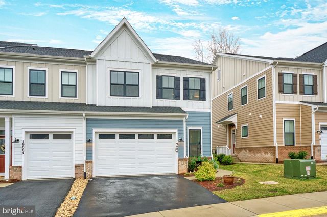 19006 CORAL REEF SQ, Leesburg, VA 20176