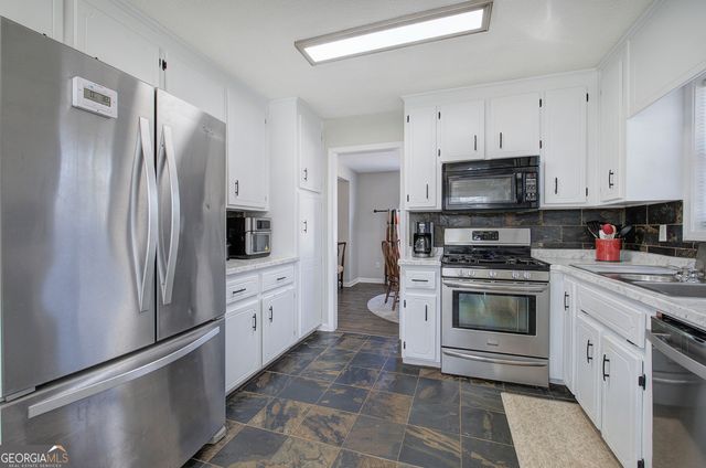 113 Amberwood Lane, Euharlee, GA 30145