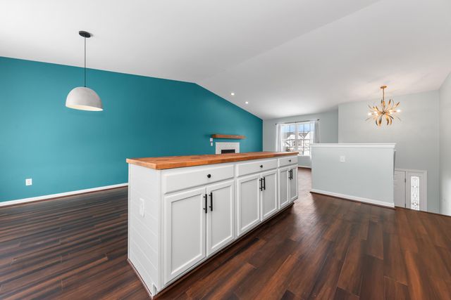 7378 Maplelawn Drive, Ypsilanti Twp, MI 48197