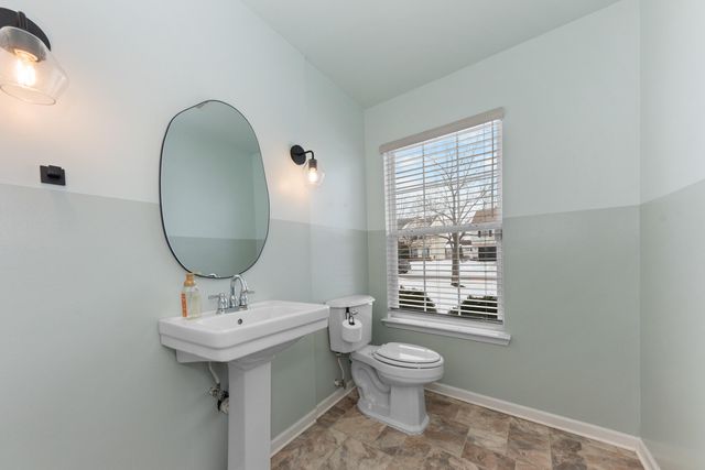 7378 Maplelawn Drive, Ypsilanti Twp, MI 48197