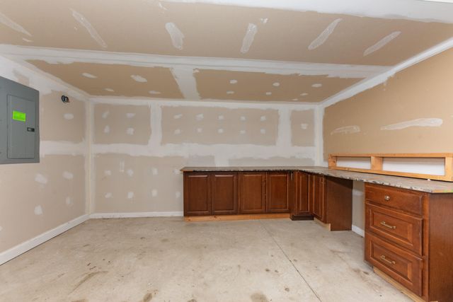 7378 Maplelawn Drive, Ypsilanti Twp, MI 48197