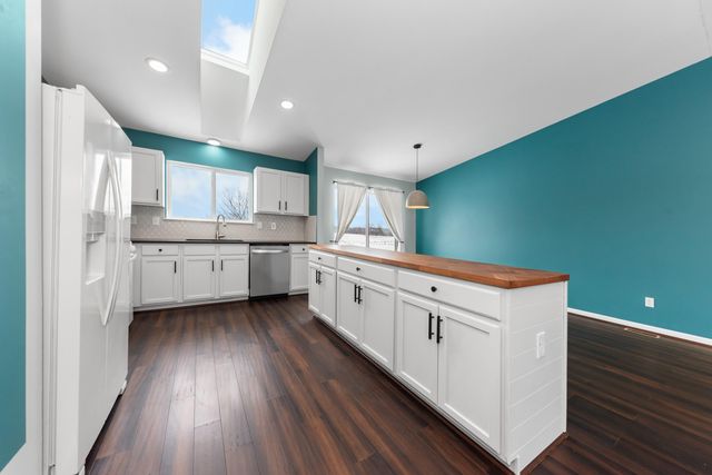 7378 Maplelawn Drive, Ypsilanti Twp, MI 48197