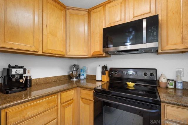 1321 Greenfield Dr 33, El Cajon, CA 92021