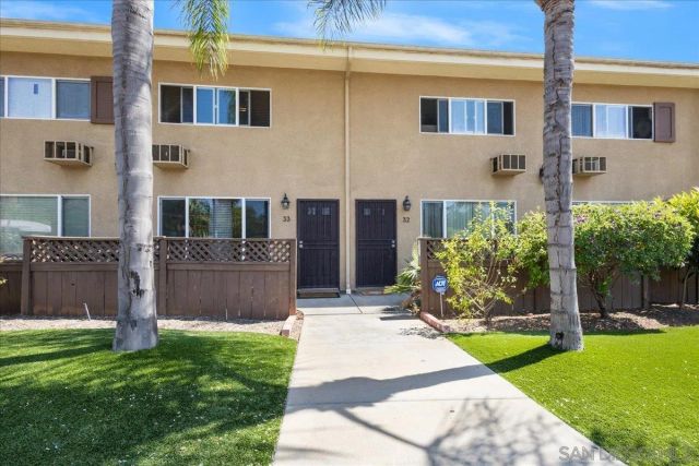 1321 Greenfield Dr 33, El Cajon, CA 92021