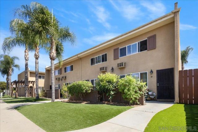 1321 Greenfield Dr 33, El Cajon, CA 92021