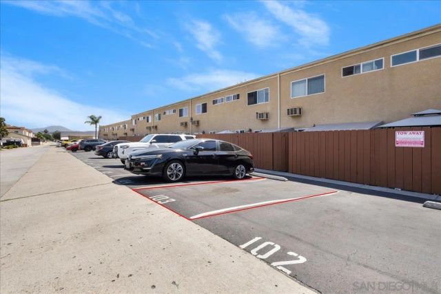 1321 Greenfield Dr 33, El Cajon, CA 92021