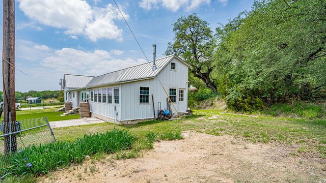 9200 Mitchell Bend Court, Granbury, TX 76048