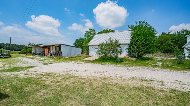 9200 Mitchell Bend Court, Granbury, TX 76048