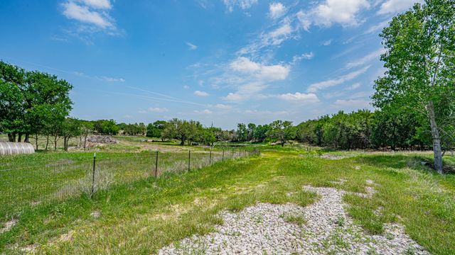 9200 Mitchell Bend Court, Granbury, TX 76048