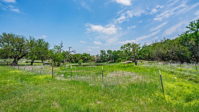 9200 Mitchell Bend Court, Granbury, TX 76048