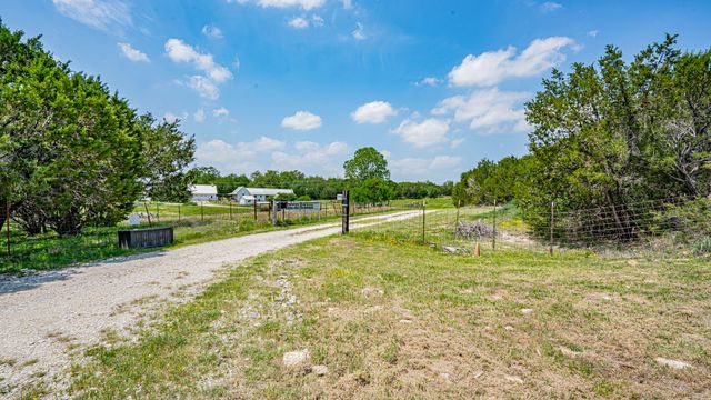 9200 Mitchell Bend Court, Granbury, TX 76048