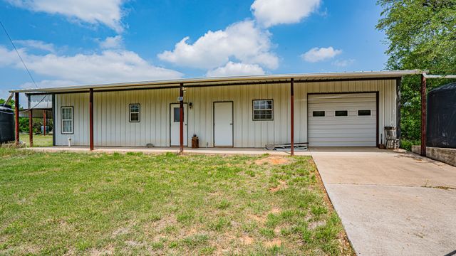 9200 Mitchell Bend Court, Granbury, TX 76048