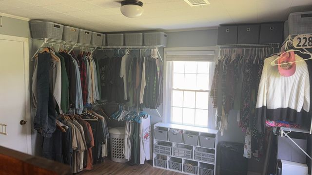 979 Walnut Grove School Rd Road, Waynesburg, KY 40489