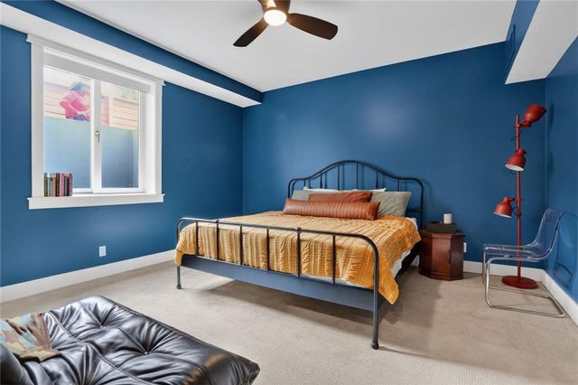 2807 W 50th Terrace, Westwood, KS 66205
