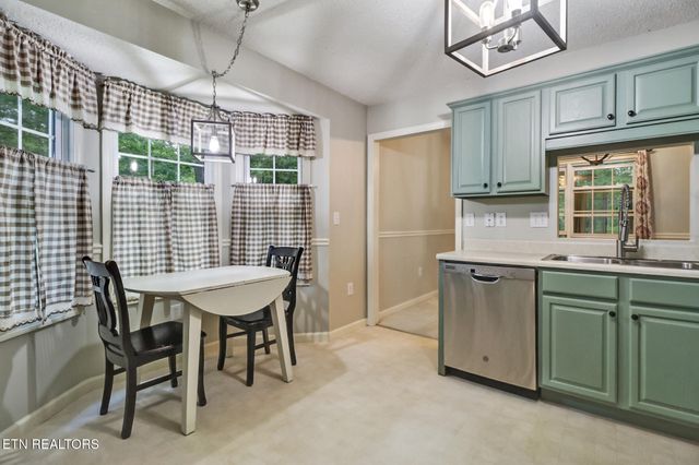 104 Glenwood Drive, Crossville, TN 38558