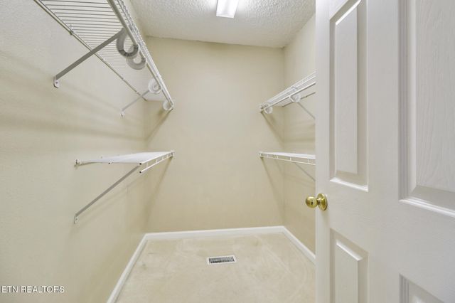 104 Glenwood Drive, Crossville, TN 38558