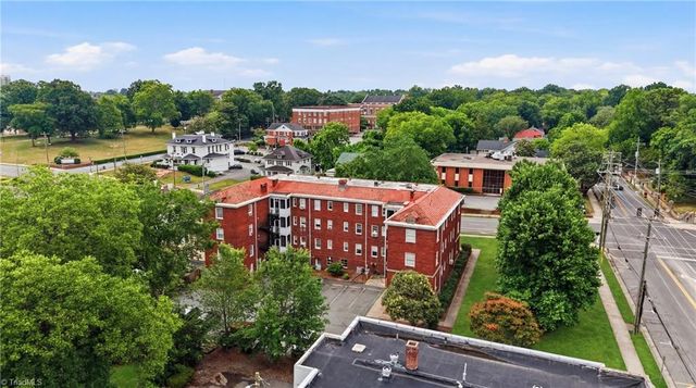 906 W Market Street B1, Greensboro, NC 27401
