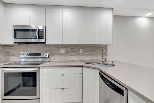 750 NE Spanish River Boulevard 103, Boca Raton, FL 33431