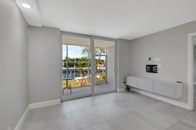 750 NE Spanish River Boulevard 103, Boca Raton, FL 33431