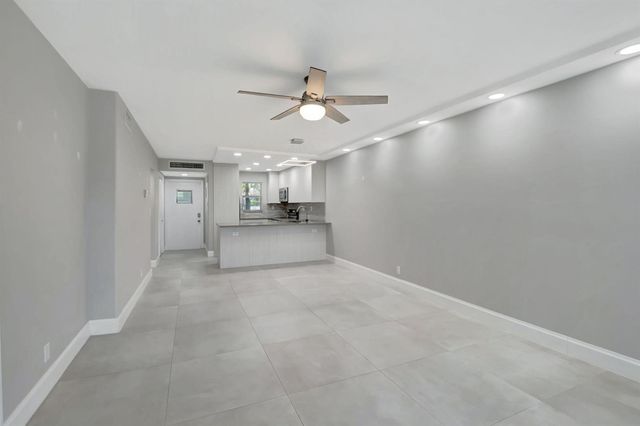 750 NE Spanish River Boulevard 103, Boca Raton, FL 33431