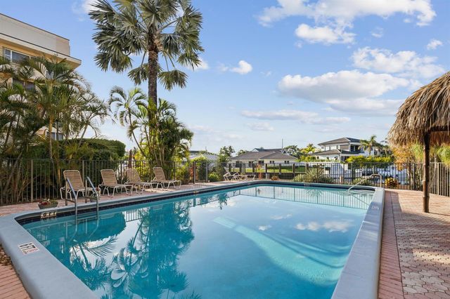 750 NE Spanish River Boulevard 103, Boca Raton, FL 33431
