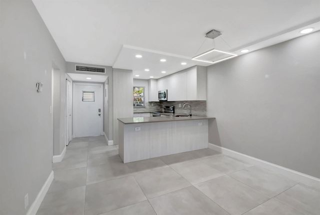750 NE Spanish River Boulevard 103, Boca Raton, FL 33431
