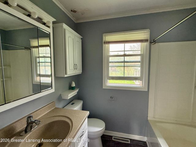 3380 W Clark Road, Dewitt, MI 48820