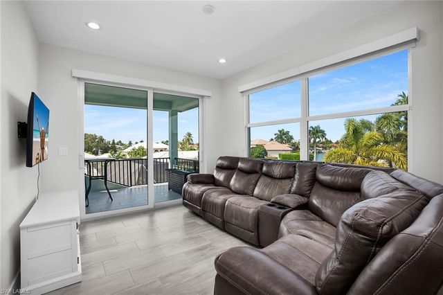 384 Heathwood DR, Marco Island, FL 34145