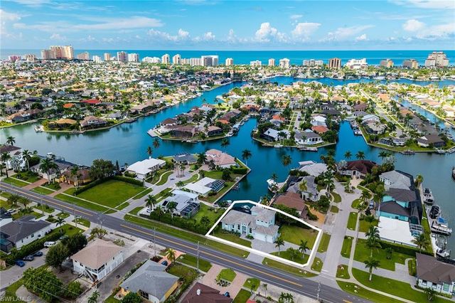 384 Heathwood DR, Marco Island, FL 34145