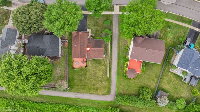 2243 Camden Lane, Hanover Park, IL 60133