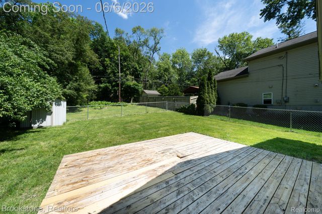 3620 Lotus Drive, Waterford Charter Township, MI 48329