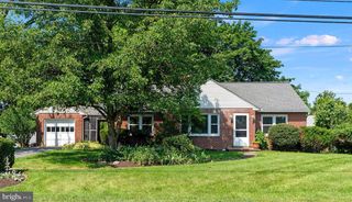 102 DEAVEN RD, Harrisburg, PA 17112