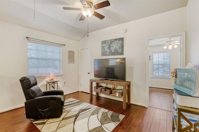 7800 Duber LN, Austin, TX 78747