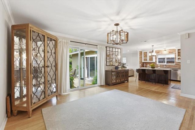 5267 Woodstock Way, San Jose, CA 95118