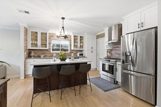 5267 Woodstock Way, San Jose, CA 95118