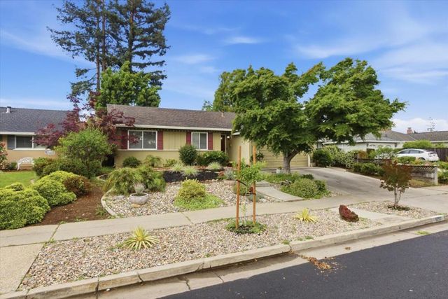 5267 Woodstock Way, San Jose, CA 95118