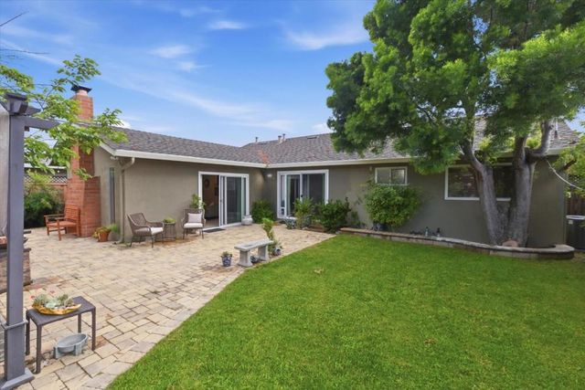 5267 Woodstock Way, San Jose, CA 95118