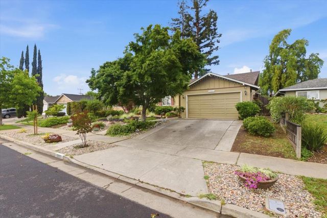 5267 Woodstock Way, San Jose, CA 95118