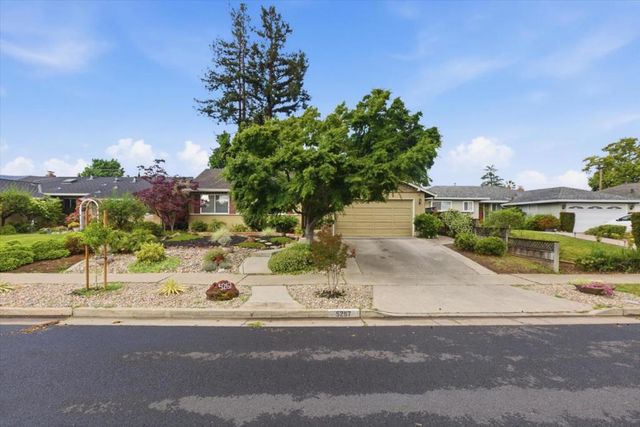 5267 Woodstock Way, San Jose, CA 95118