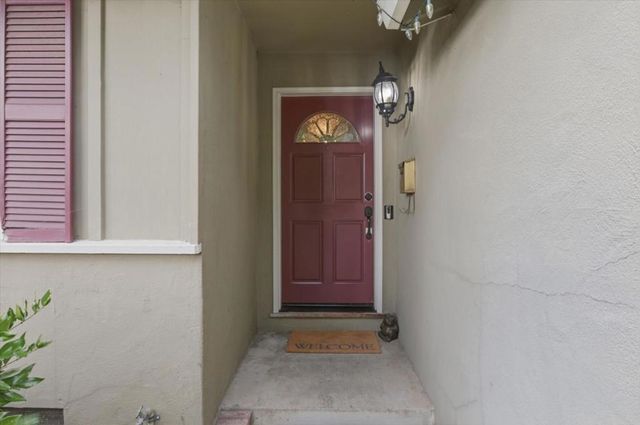 5267 Woodstock Way, San Jose, CA 95118