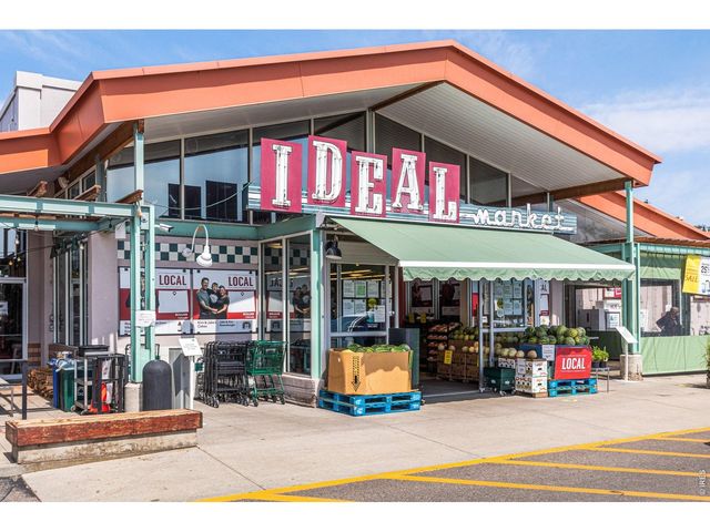 910 Portland Pl Unit 2, Boulder, CO 80304