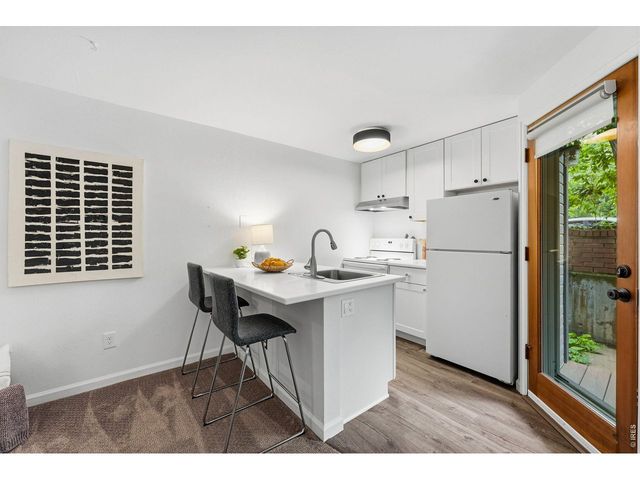 910 Portland Pl Unit 2, Boulder, CO 80304