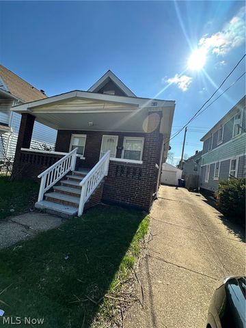 816 London Road Down, Cleveland, OH 44110