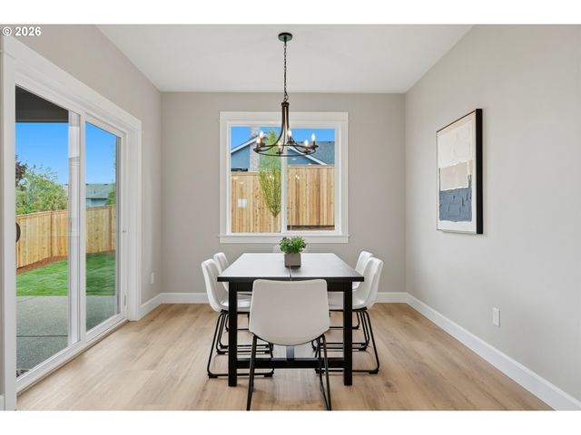 1774 Nw Ammon St, Salem, OR 97304