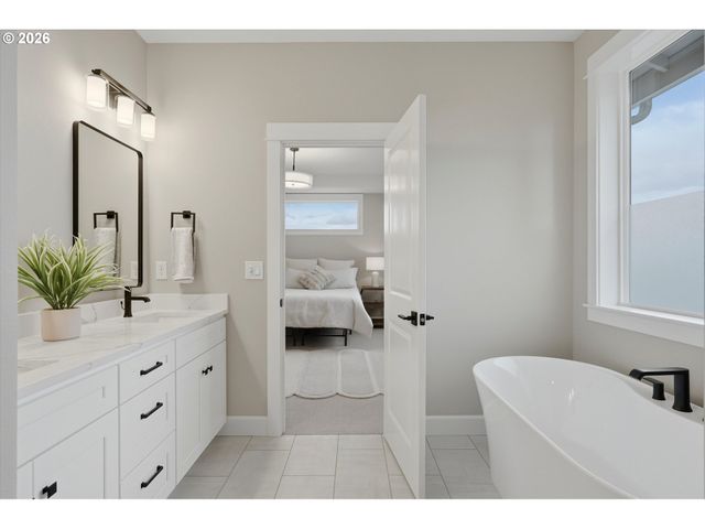 1774 Nw Ammon St, Salem, OR 97304