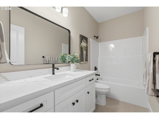 1774 Nw Ammon St, Salem, OR 97304