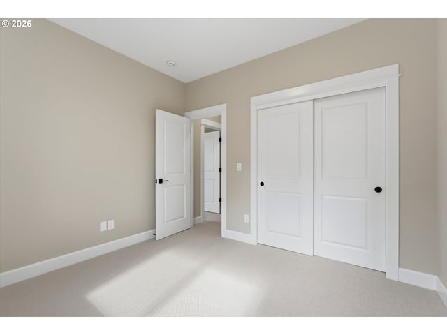 1774 Nw Ammon St, Salem, OR 97304